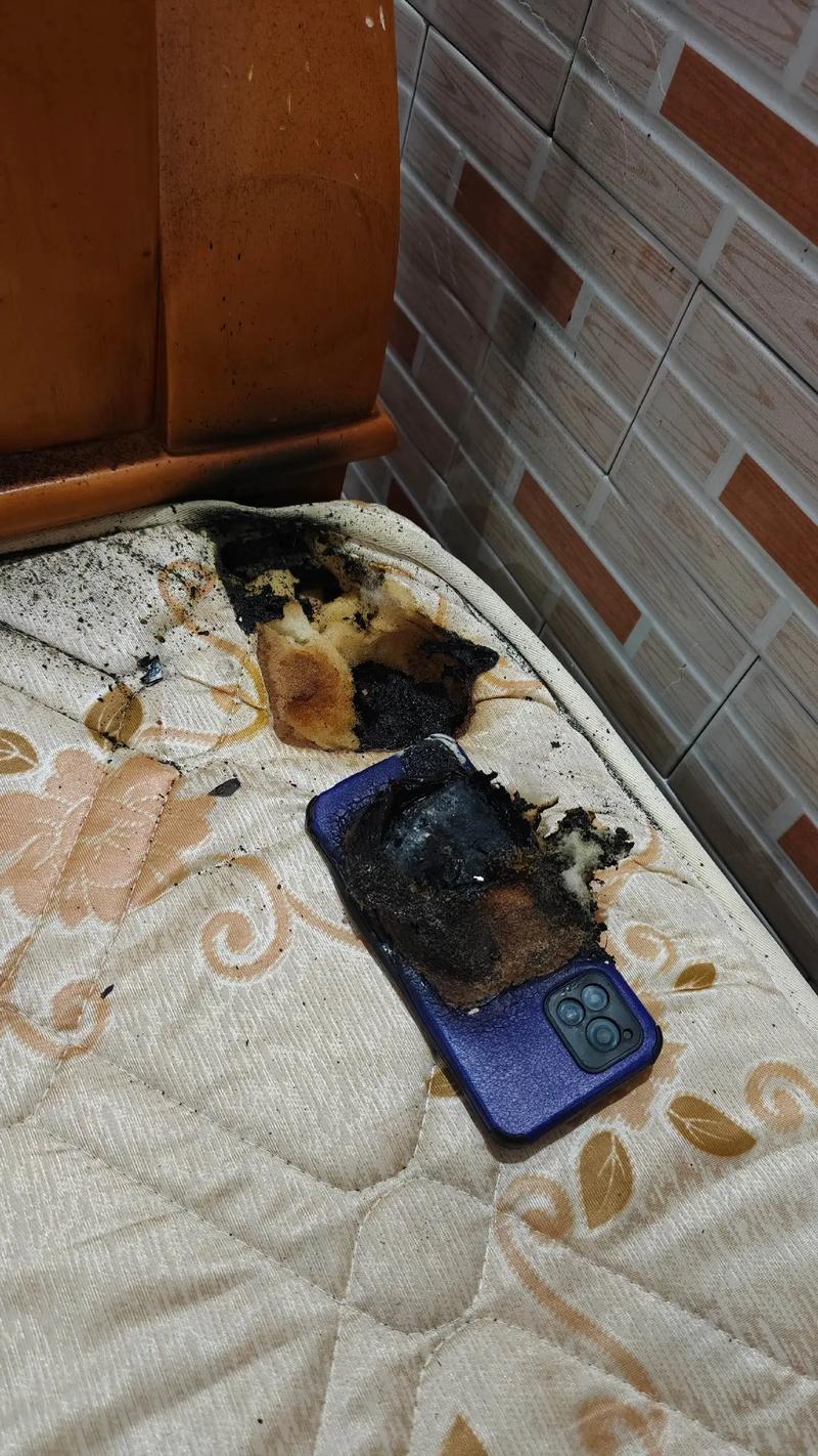 手机充电多久会爆炸