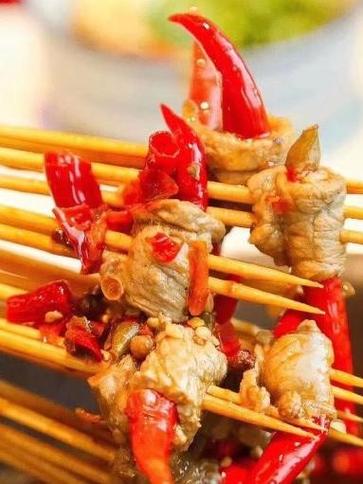 串串火锅的串都是再次利用的吗