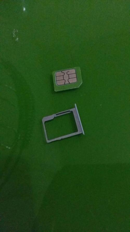 手机卡太小了卡在卡槽里了缩略图