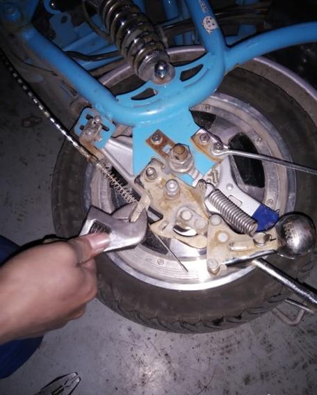 电动车刹车断电怎么解除