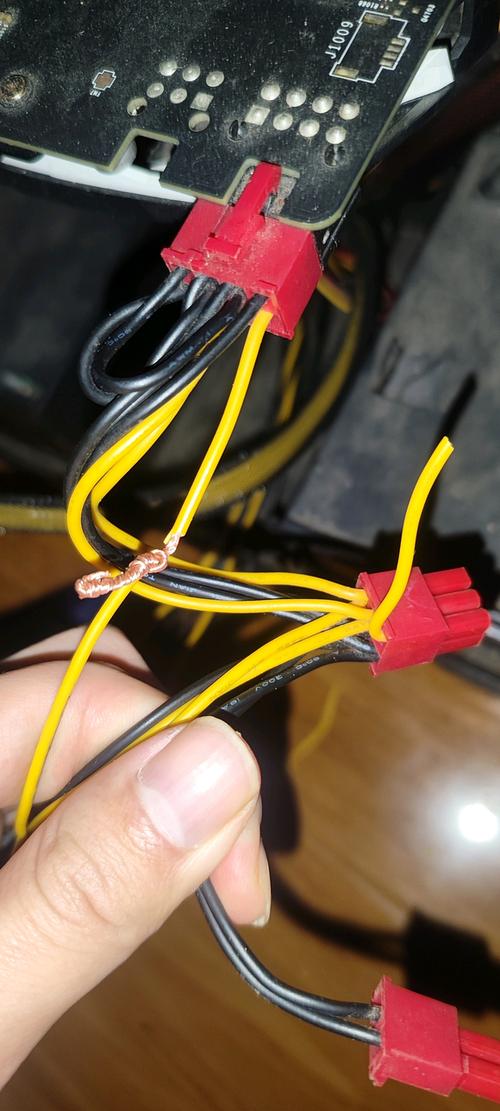 电瓶车充电器线断了接上可以用吗