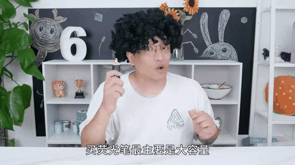 穷婆买文具vs富婆买文具
