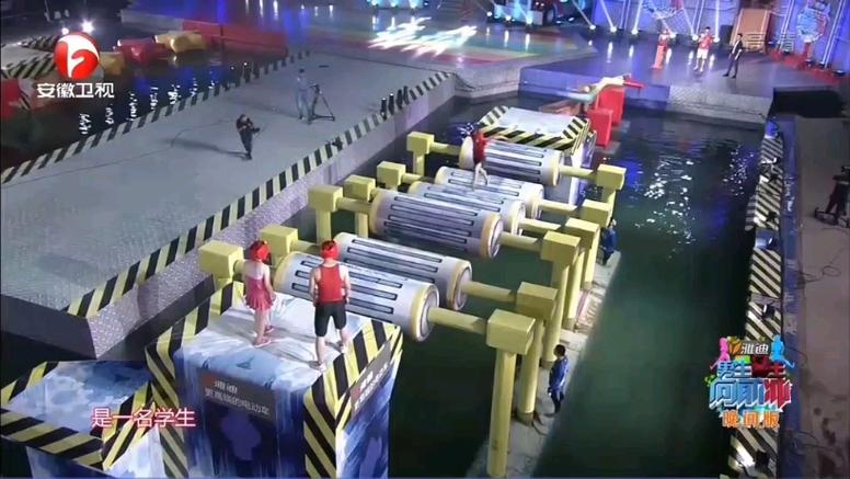 男生女生向前冲晚间版总决赛缩略图