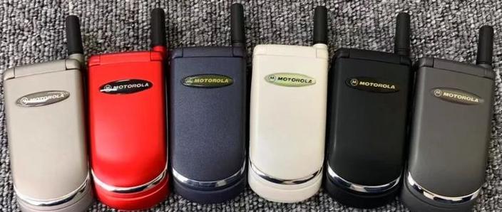 曾经翻盖手机比较火的游戏