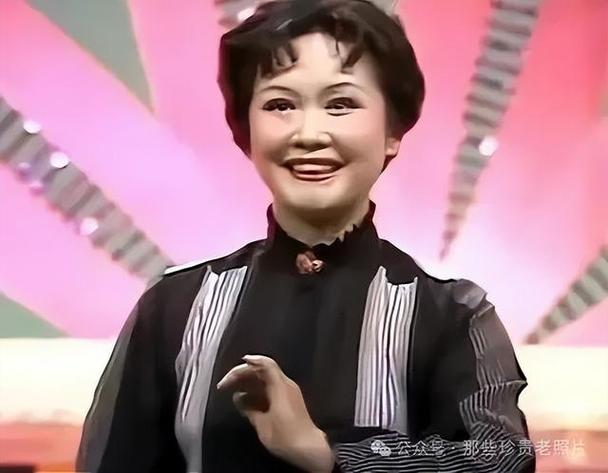 李谷一1983年春晚视频李谷一