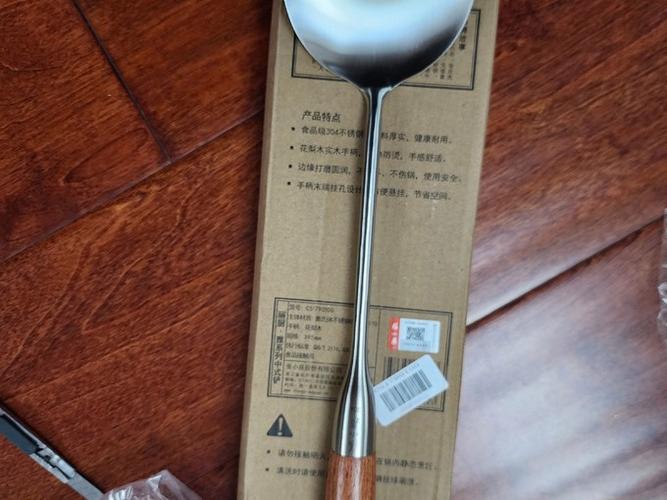 发黑的不锈钢锅铲还能用吗图标