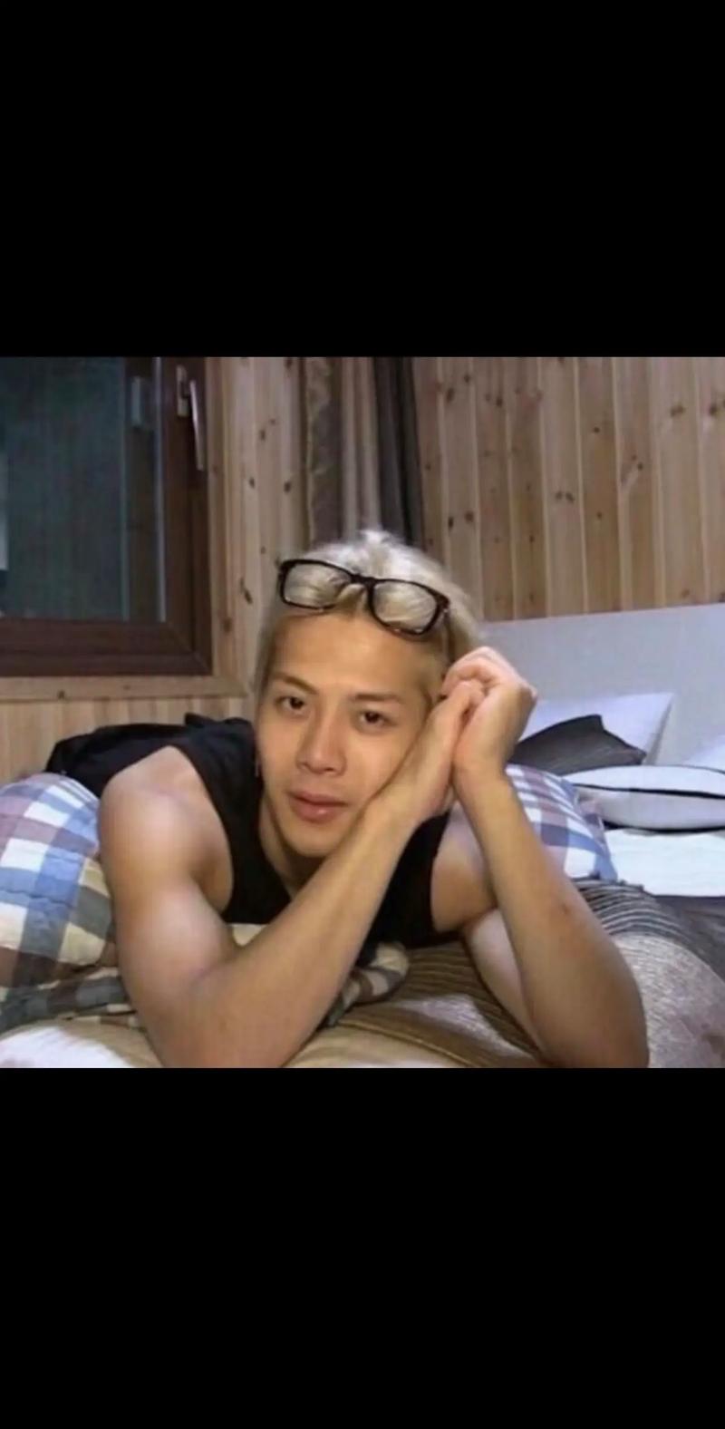 王嘉尔韩国综艺roommate