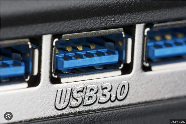 usb接口红色黑色蓝色
