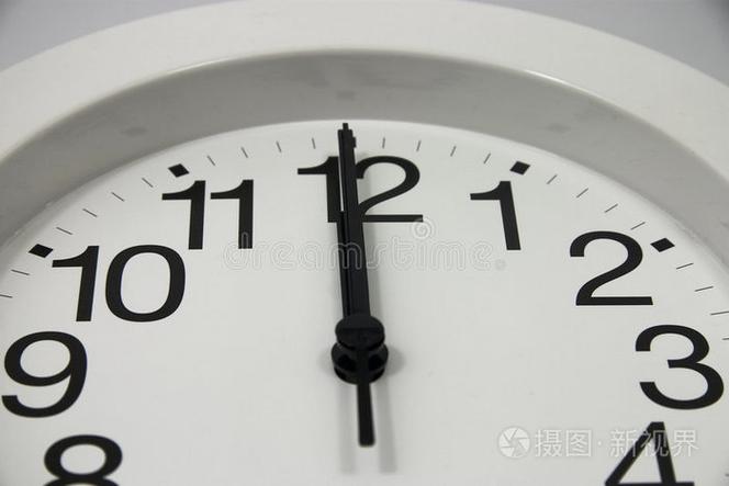 凌晨12点01分是第二天吗