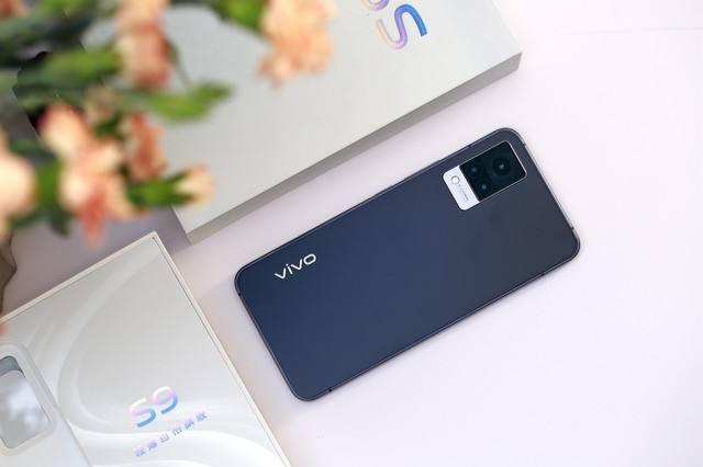 查看手机出厂日期vivo缩略图