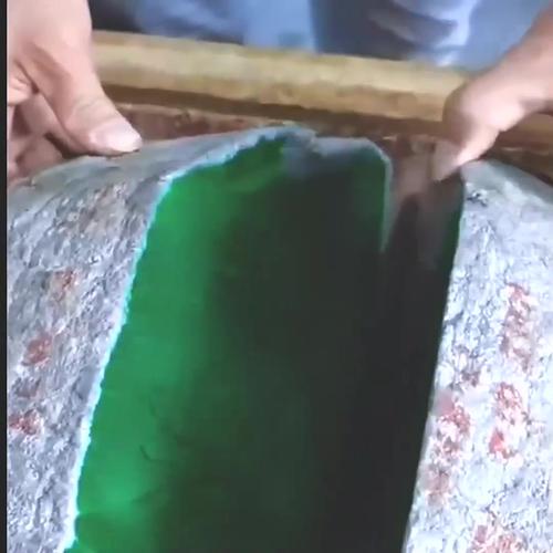 翡翠切石头视频