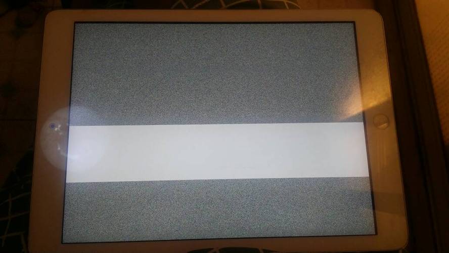 ipad屏幕有一块发白