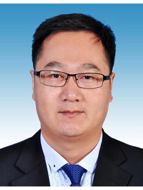 王学斌个人简介