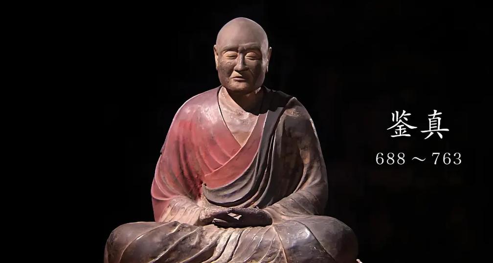 鸡血石用灯光照真假