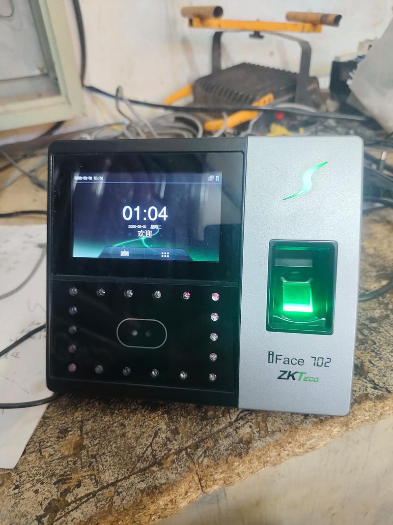 中控702找回管理员密码