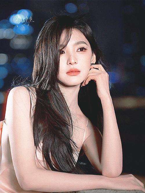 琼姿花貌截图