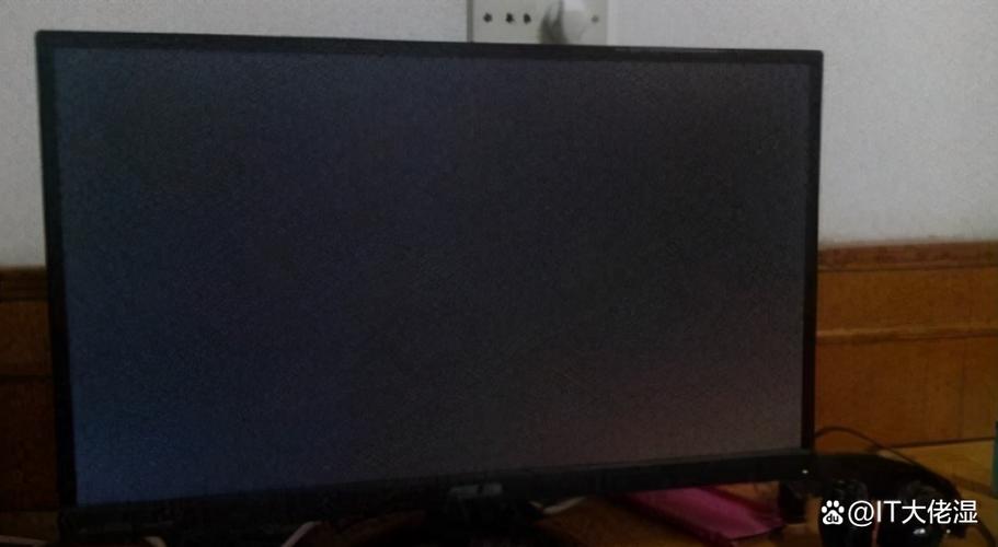 电脑突然屏幕黑了游戏截图