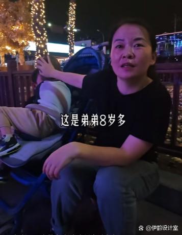 小芳家到学校的路程是2000米