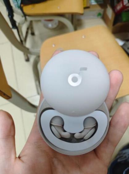 耳机声音无缘无故变大