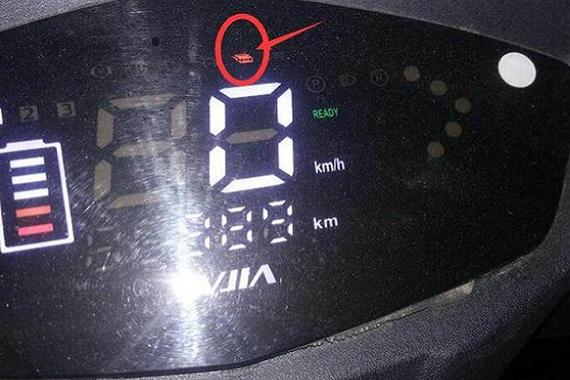 电动车电量显示灯不亮