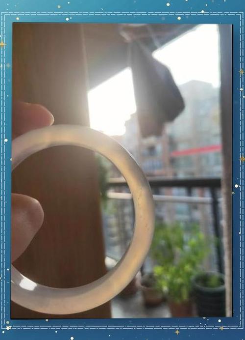 注胶手镯鉴别最简单方法