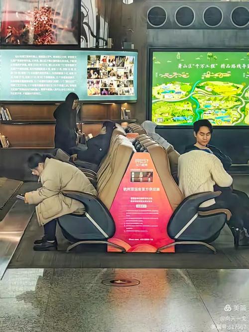 qq黄钻看陌生人空间别人会知道吗截图