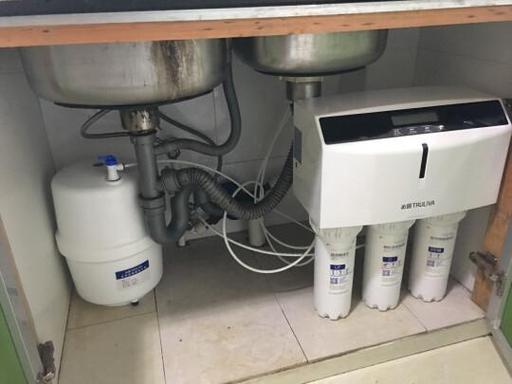 沁园净水器cto闪红灯