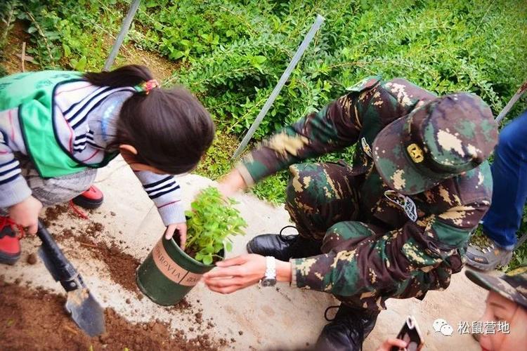 东南花都松鼠营地教官