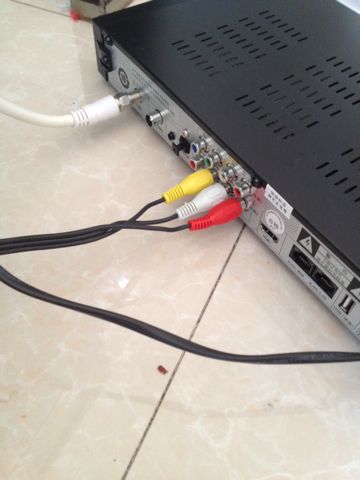 电视机顶盒突然没声音