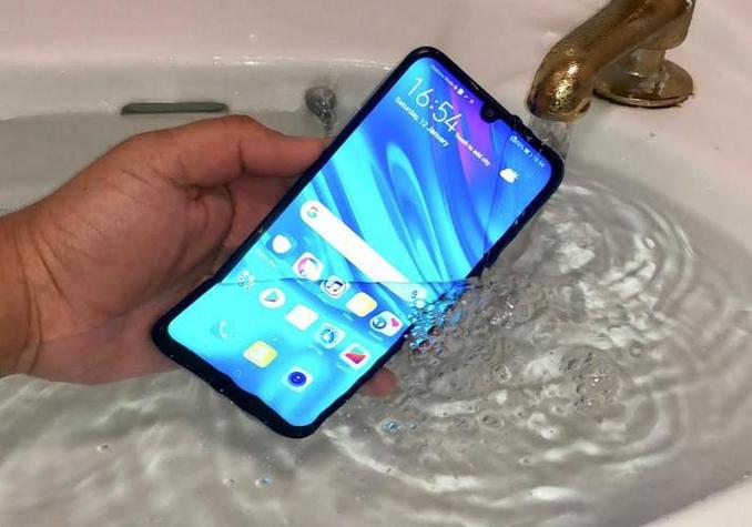 华为手机音量孔进水声音变小