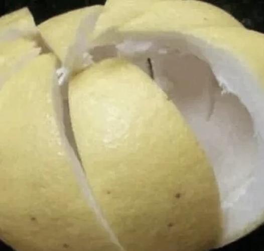 柚子树皮开裂怎么办