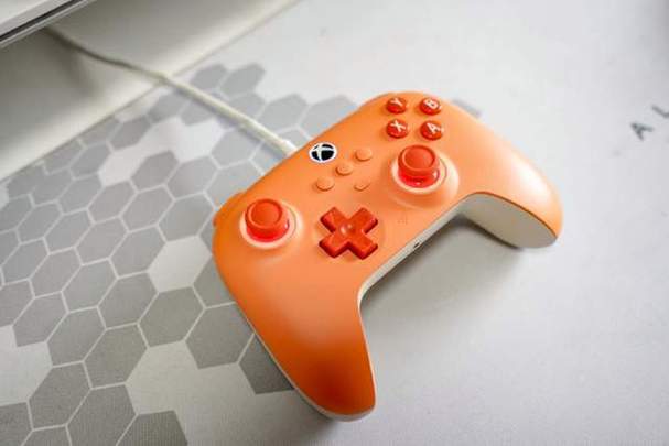 八位堂 猎户座手柄xbox版