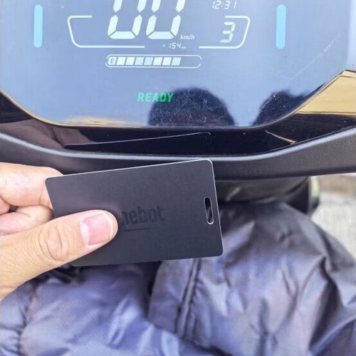 九号电动车卡片钥匙怎么用