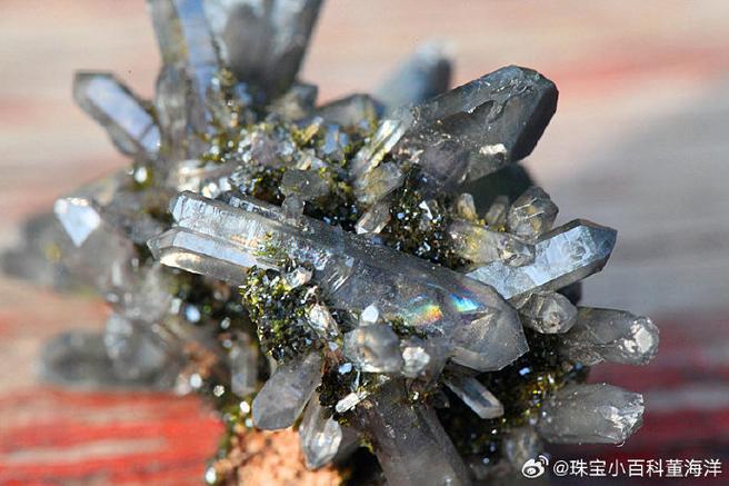 云顶之弈晶能石