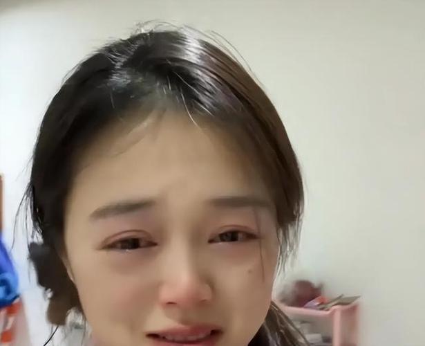 相亲女哭了