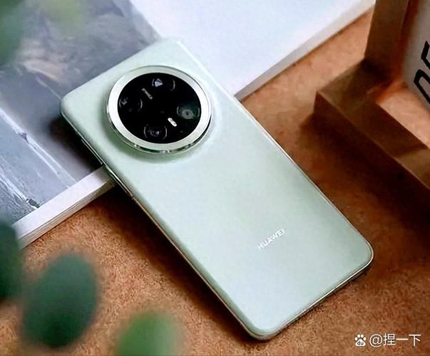 华为mate70pro售价缩略图