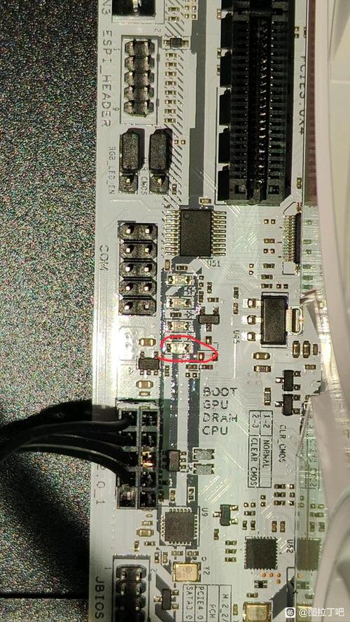 主板boot灯亮无法开机缩略图