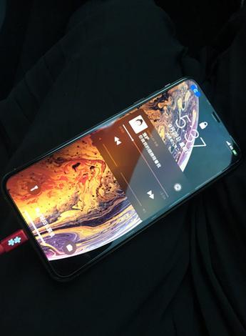 xsmax吃鸡能用多久