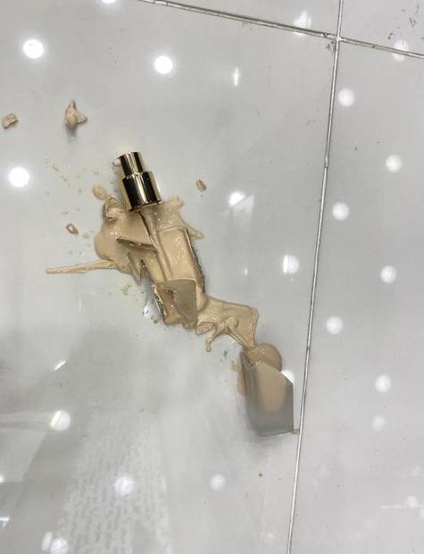 粉底液一般多久过期