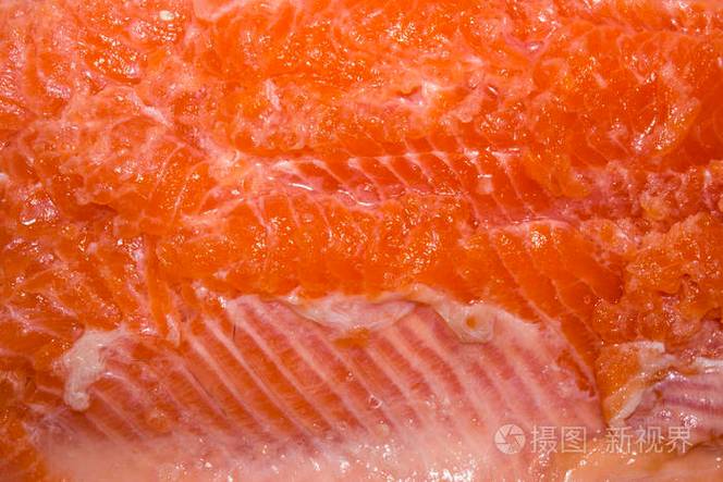 鱼肉里红色部分是什么