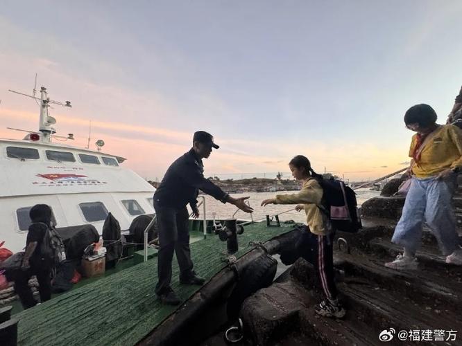 保安流落荒岛游戏截图