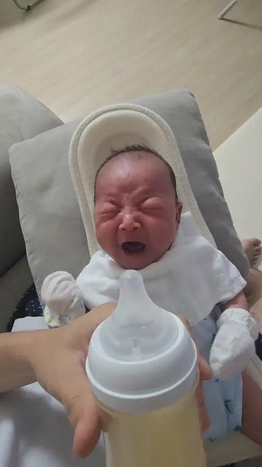 形容婴儿萌萌的诗句
