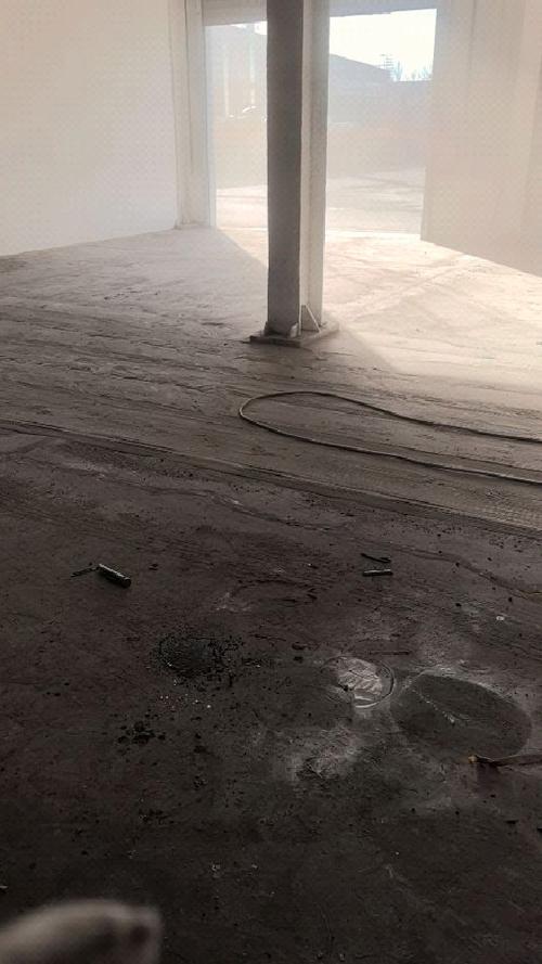 水泥地面不平整怎么打磨