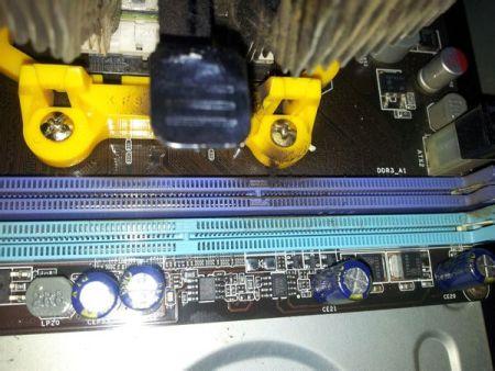 卡槽账号和主板账号不匹配