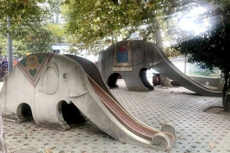 大象滑滑梯图片游戏截图