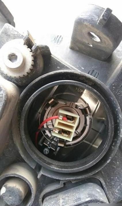电动车大灯可以换LED灯泡吗