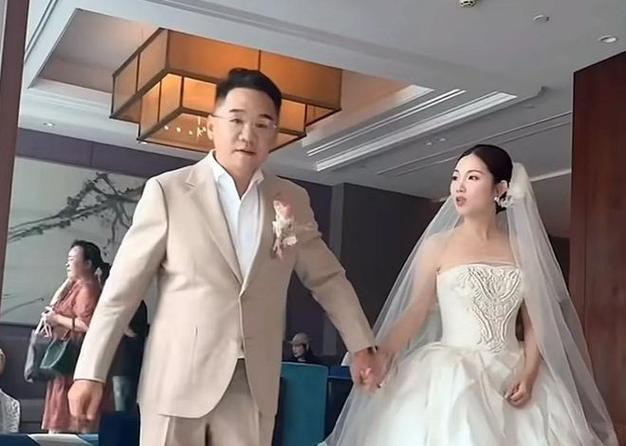 大漠叔叔几个女主