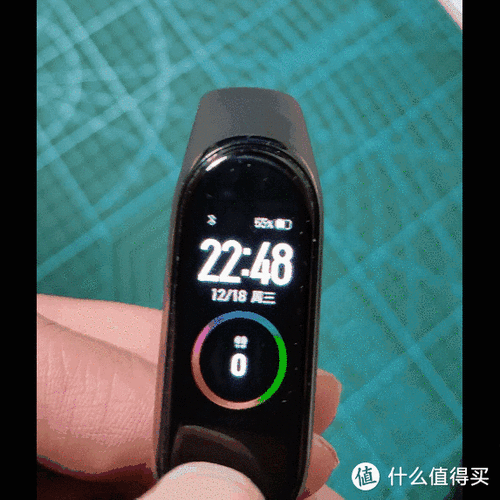 小米手环4nfc锁屏往上滑