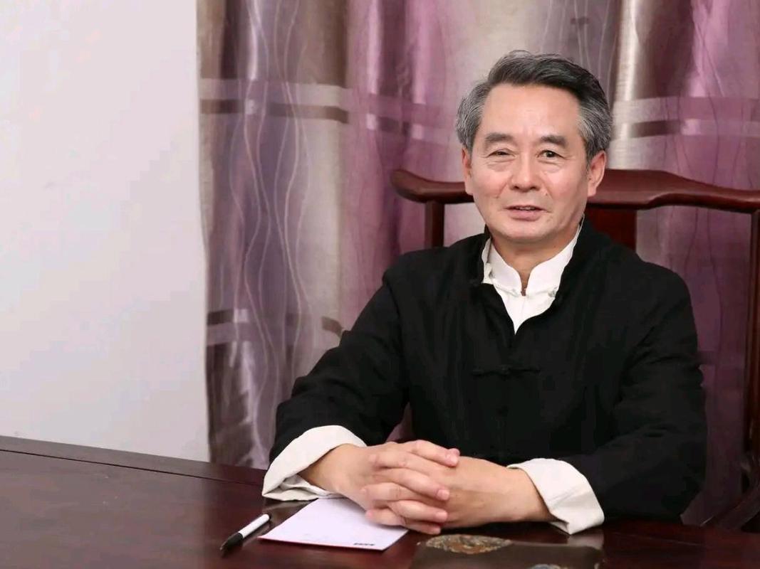 怎么擦身上的膏药