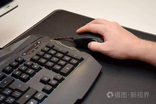 怎么把鼠标自带光关了
